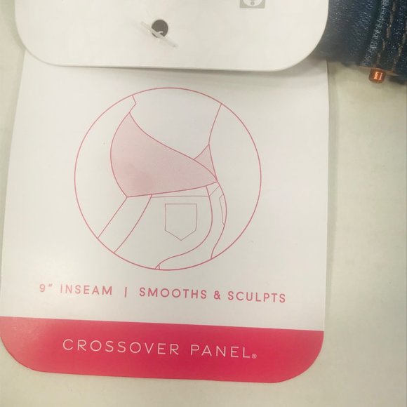 Isabel Maternity Women's Size 8 Crossover Panel Bermuda Blue Denim Short New - Picture 14 of 16